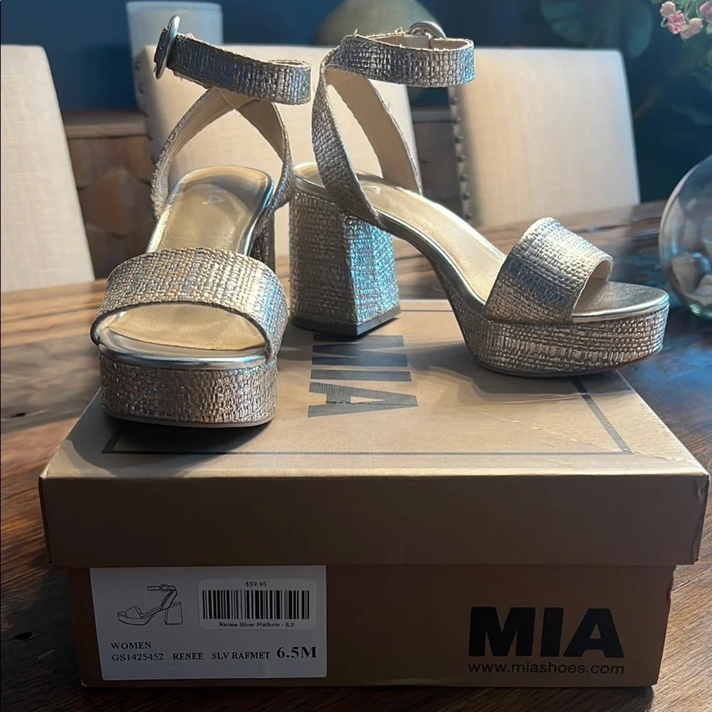 Silver Platform Women's Sandal